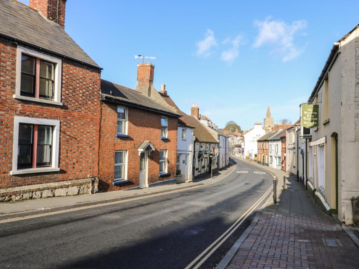 فيلا 4 The Old Post Office Mews Brading المظهر الخارجي الصورة